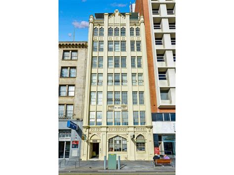 3, 196 North Terrace Adelaide SA 5000 .